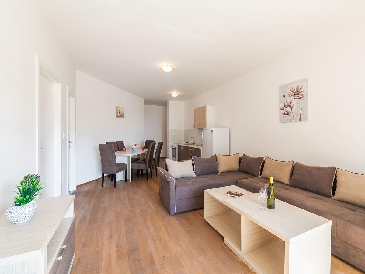 Bel&Rus Hestia 1 Appartement Budva Buitenkant foto